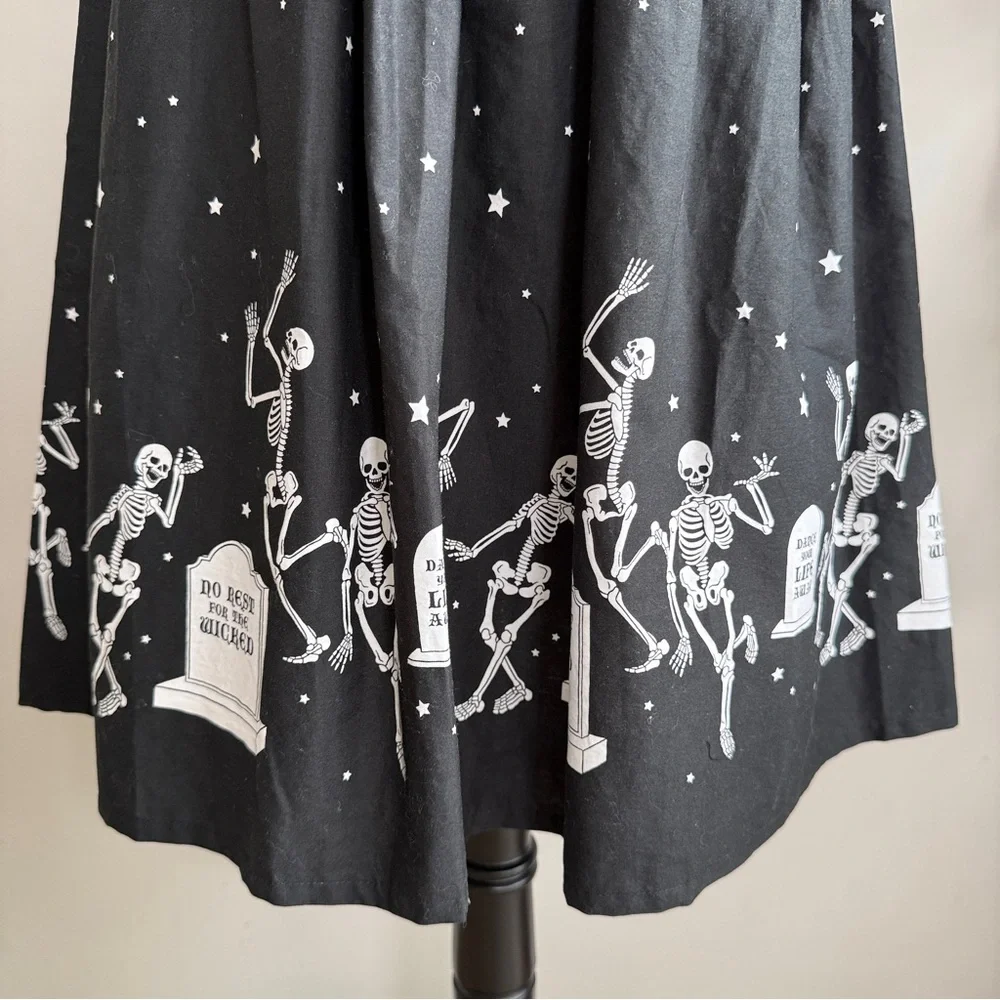 ModCloth x Black Friday Groovin' Graveyard A-Line Dress 16 - Picture 4 of 9